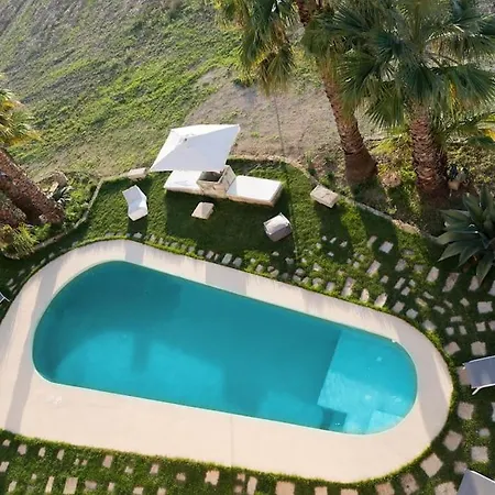 Old Greco 1888 Luxury Swimming Pool * クトロフィアーノ