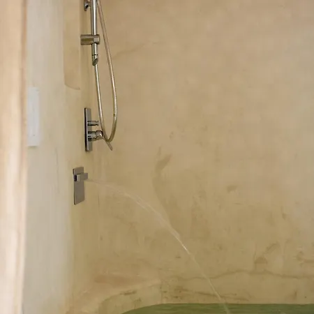 Old Greco 1888 Luxury Swimming Pool *